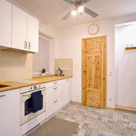 Tammsaare Pesa Apartment Pärnu Exterior photo